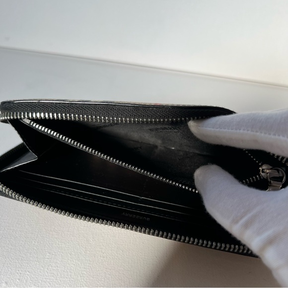 Burberry Elmore Vintage Check Plaid Wallet Authentic - Picture 12 of 16